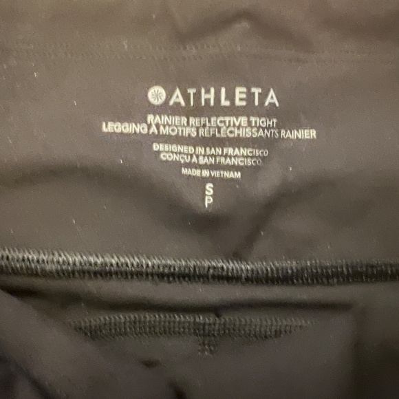 Athleta Ranier Reflective Camo leggings small - Picture 4 of 5